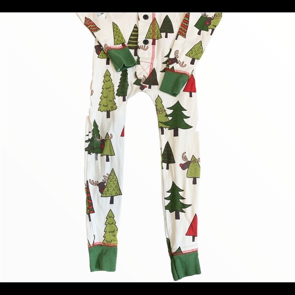 LAZY ONE Flap Jack Reindeer No Peeking Forest Tree Print Onesie Ivory/Green 2T - Picture 6 of 12